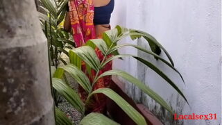 Indian Desi Housewife Fucked Hard With Saree in Outdoor Video